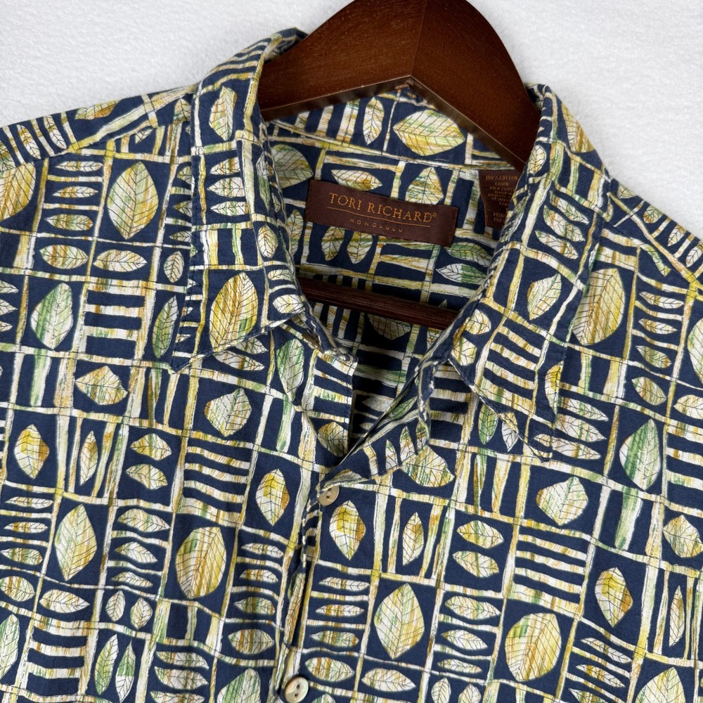 Tori‎ Richard Honolulu Shirt Mens L Floral Hawaiian AOP Vacation Dadcore